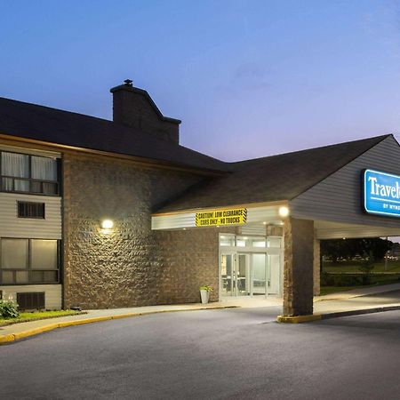Travelodge By Wyndham باري المظهر الخارجي الصورة