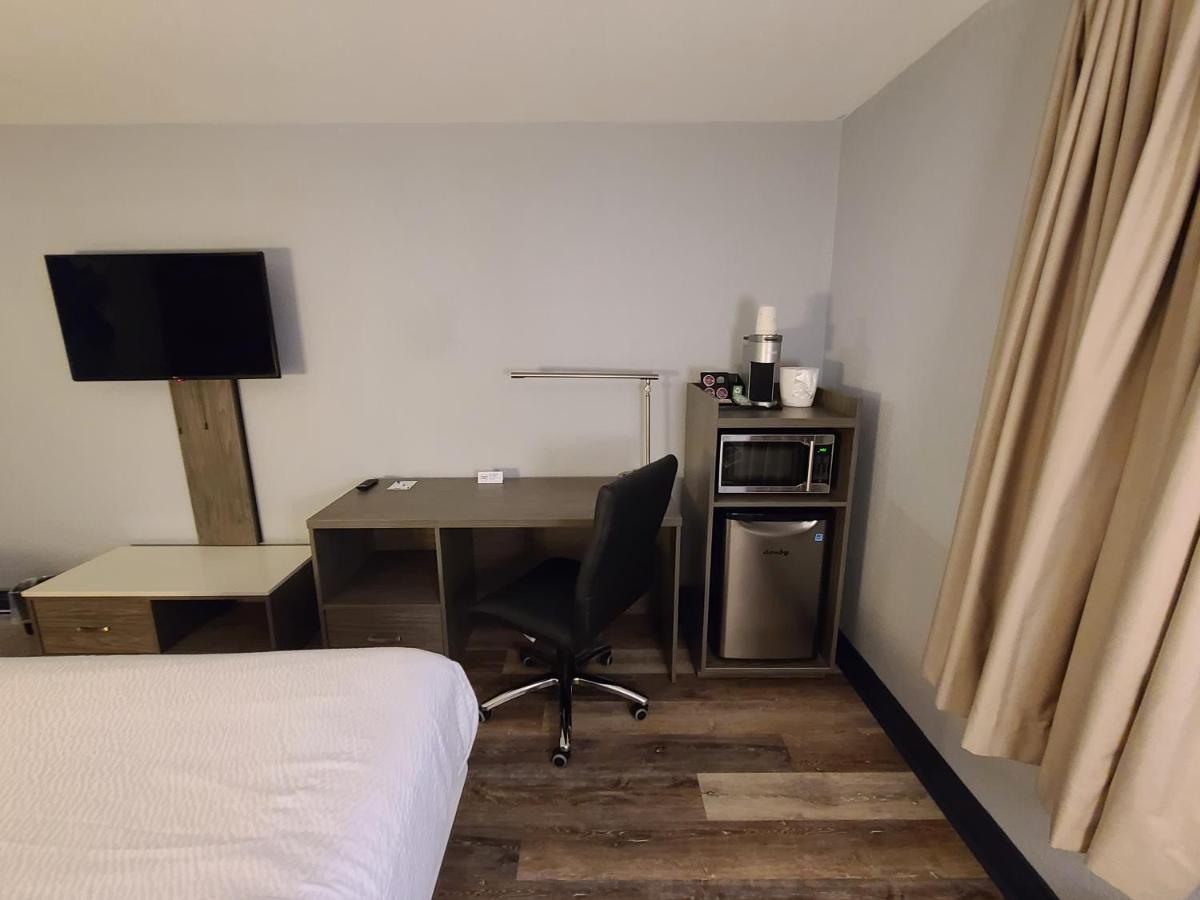 Travelodge By Wyndham باري المظهر الخارجي الصورة