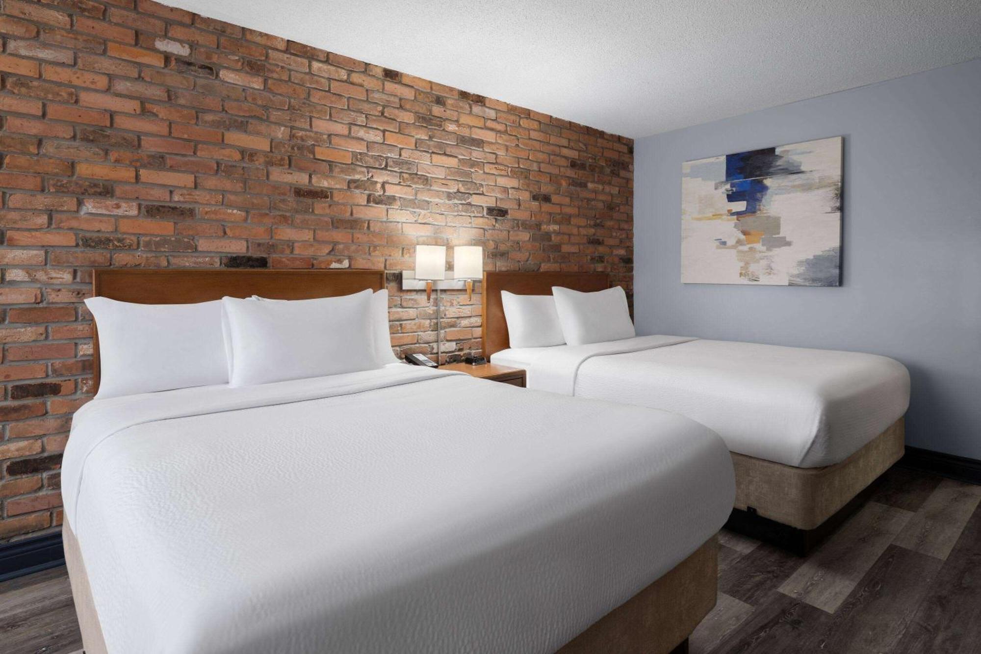 Travelodge By Wyndham باري المظهر الخارجي الصورة