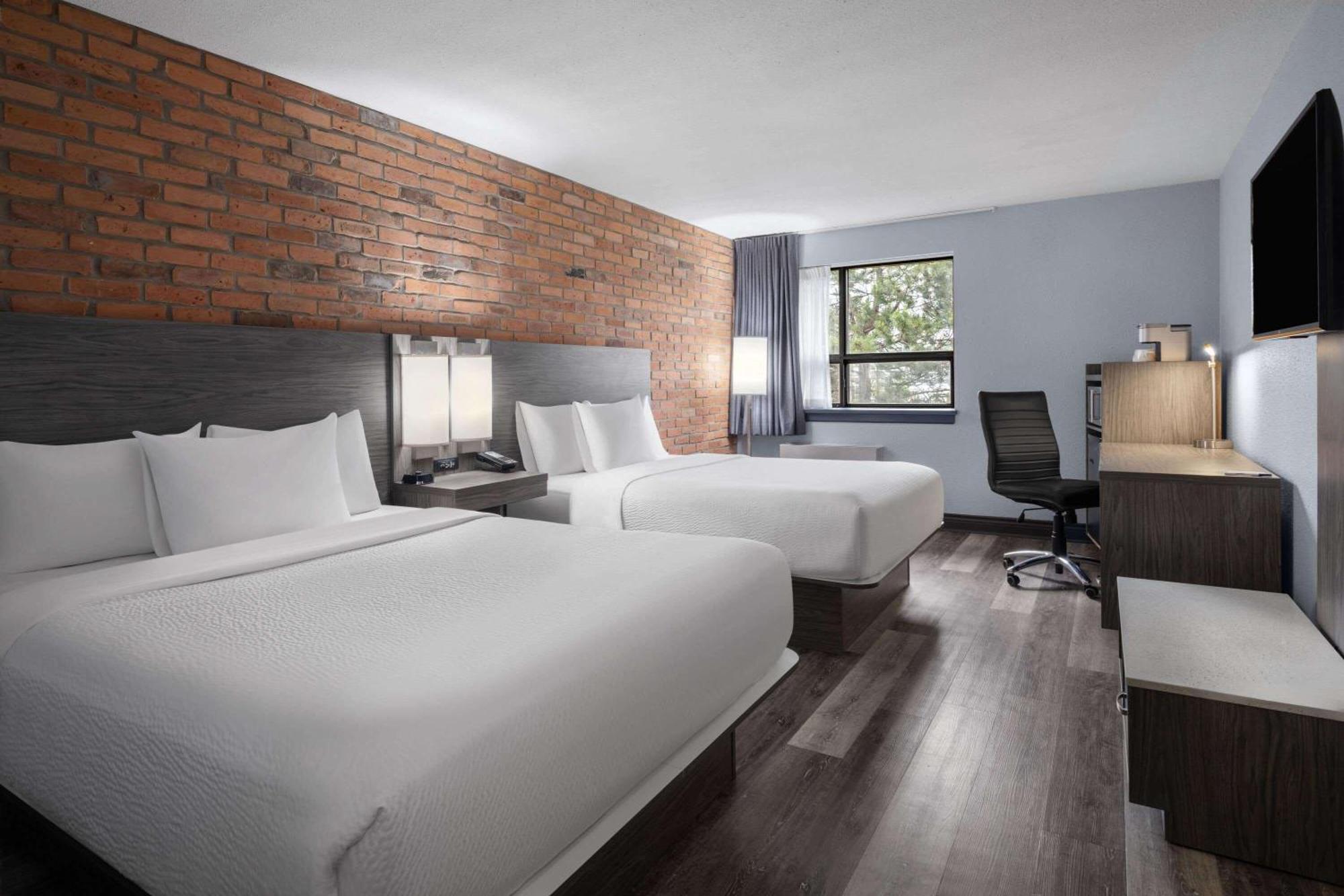 Travelodge By Wyndham باري المظهر الخارجي الصورة