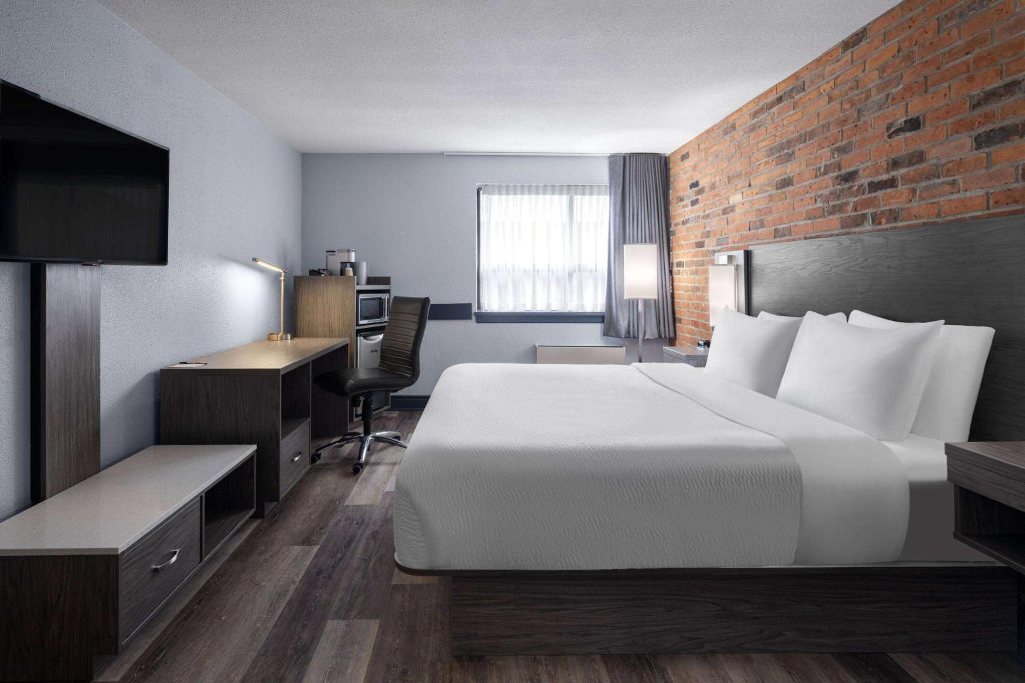Travelodge By Wyndham باري المظهر الخارجي الصورة