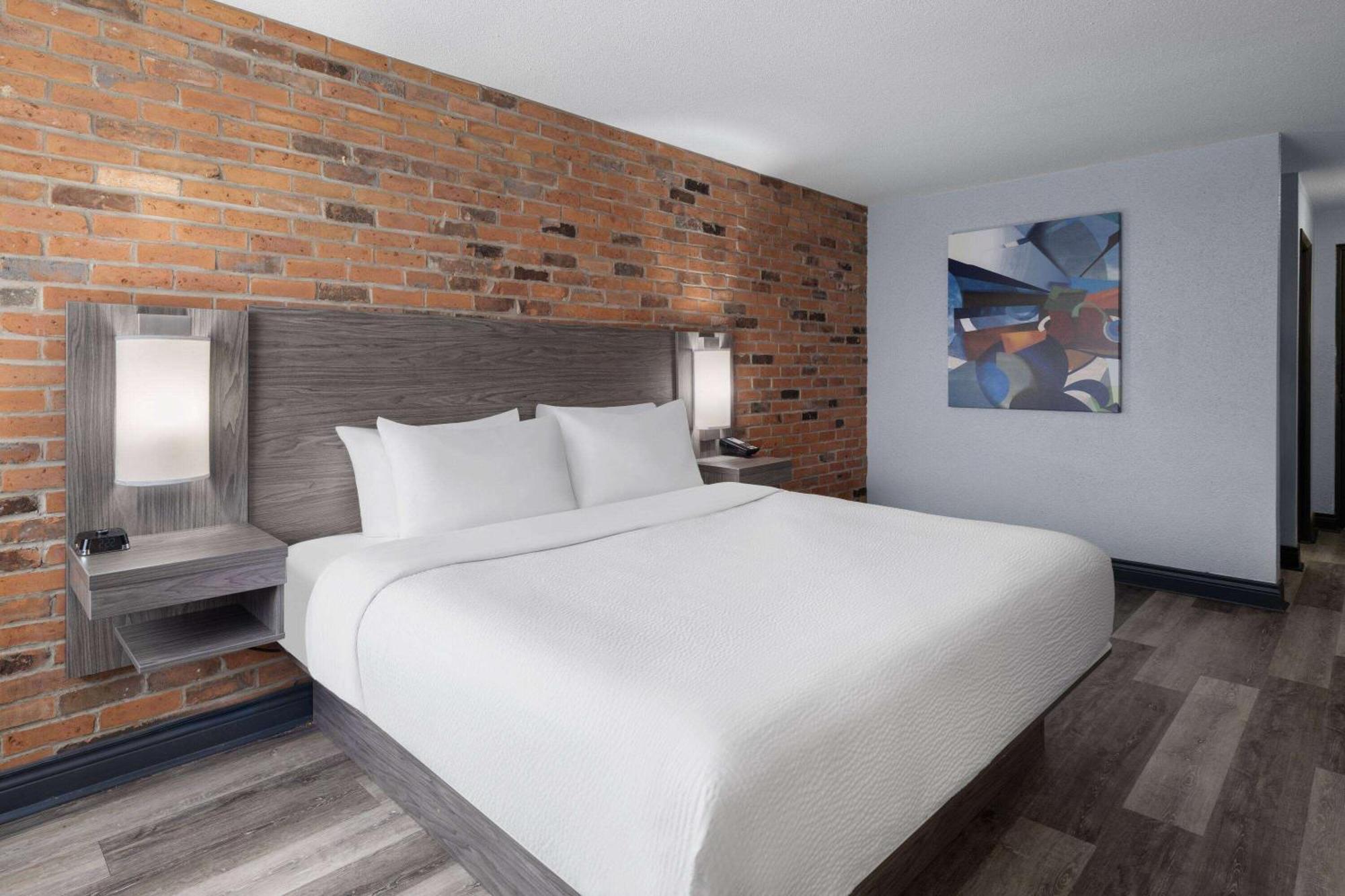 Travelodge By Wyndham باري المظهر الخارجي الصورة