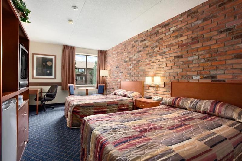 Travelodge By Wyndham باري المظهر الخارجي الصورة