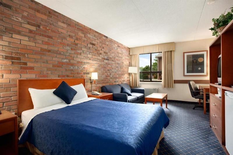 Travelodge By Wyndham باري المظهر الخارجي الصورة
